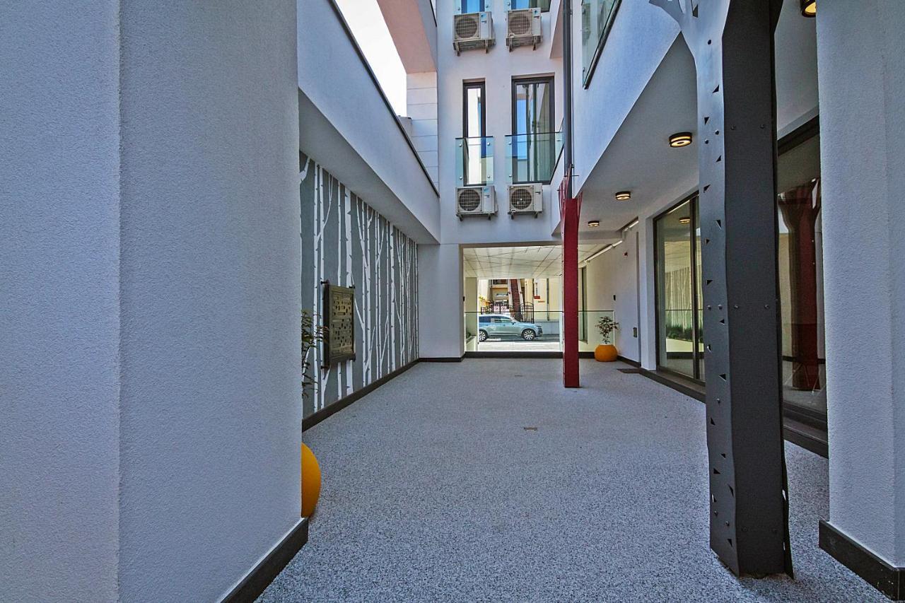 No 6 Apartments Köstence Dış mekan fotoğraf