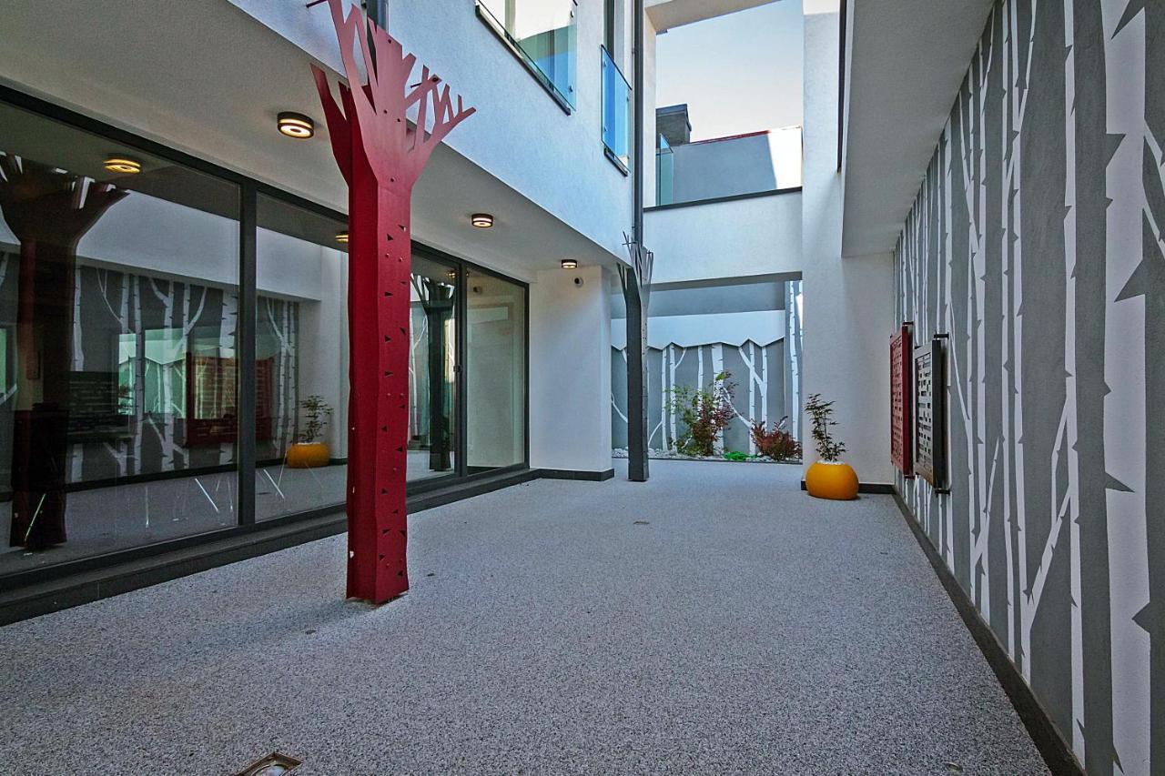 No 6 Apartments Köstence Dış mekan fotoğraf